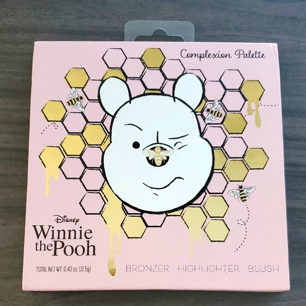 Disney Winnie the Pooh Complexion Palette - Pink and Purple Shades
